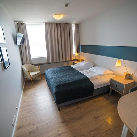 Hotel Isafjoerdur - Torg イーサフィヨルズゥル エクステリア 写真