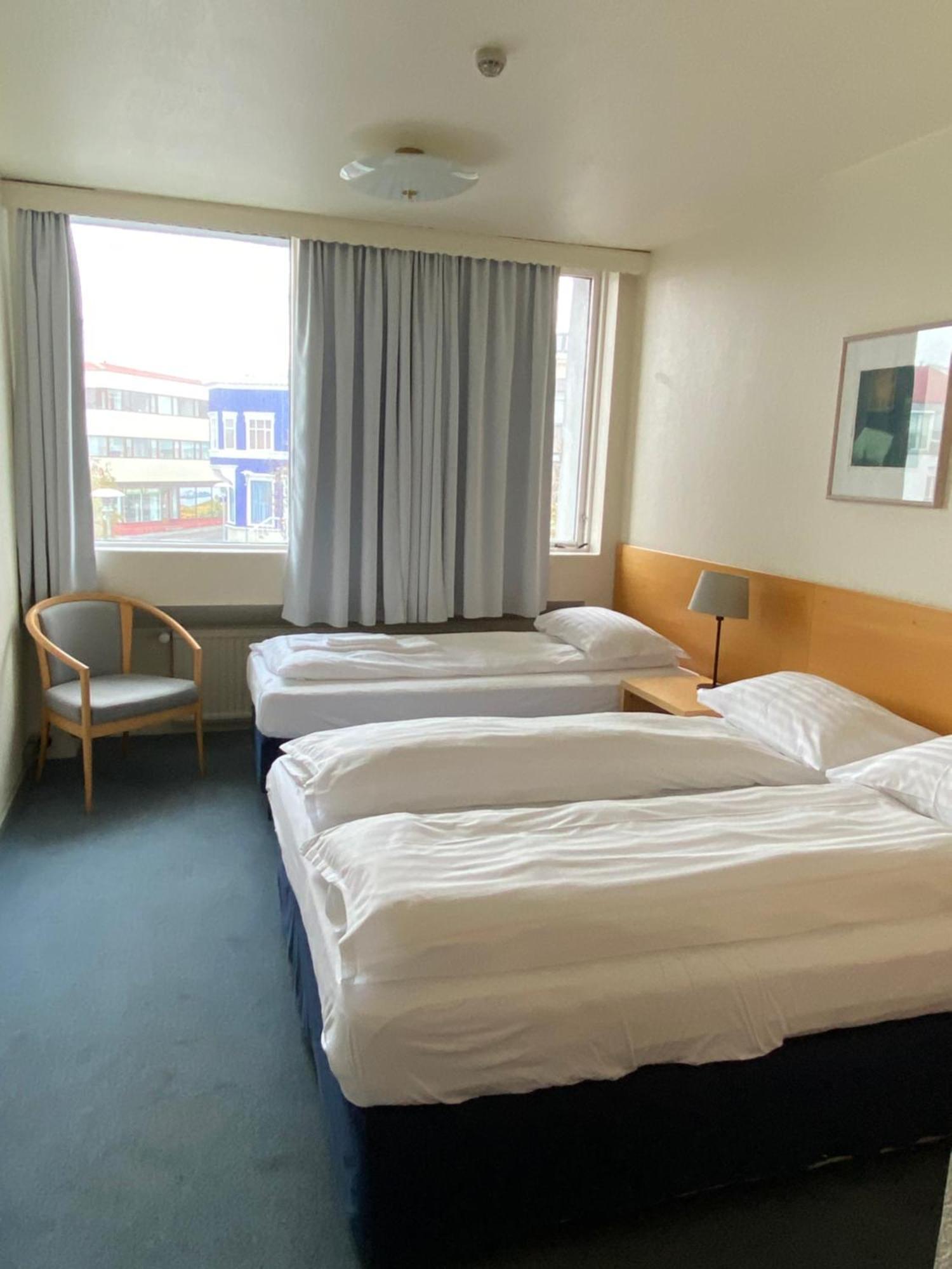 Hotel Isafjoerdur - Torg イーサフィヨルズゥル エクステリア 写真
