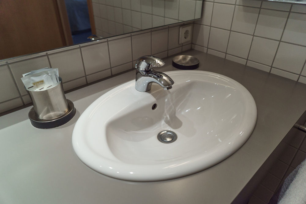 Hotel Isafjoerdur - Torg イーサフィヨルズゥル エクステリア 写真